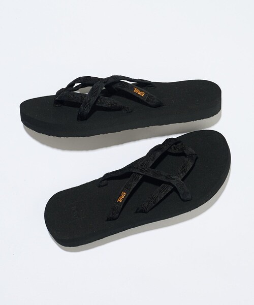 FREAK'S STORE(フリークスストア)の「Teva/テバ Olowahu/レディース オロワフ(サンダル・レディース・ブラック/ベージュ・6/8/7)」の3枚目の写真