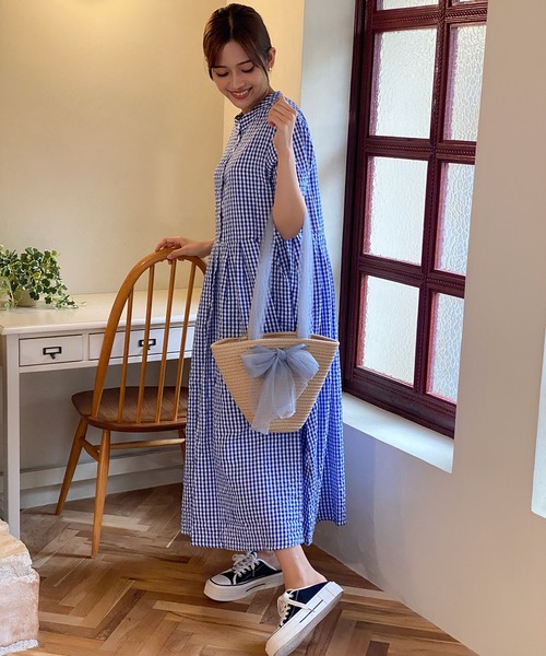 aimoha（アイモハ）の「チェック柄ボリュームスリーブワンピース (SS)（ワンピース・レディース・ブルー・MEDIUM/LARGE）」の12枚目の写真