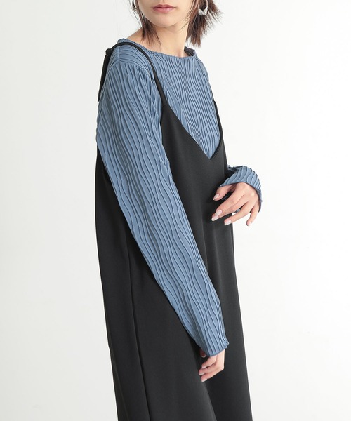 and it_(アンドイット)の「リップルストライプボートネックカットソー(Tシャツ/カットソー・レディース・ブラック/ダークブルー/グレイッシュベージュ・M/L)」の12枚目の写真