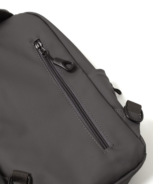 GLAZOS（グラソス）の「マルチポケットボディバッグ（バックパック/リュック・キッズ・ブラック/グレー・フリー）」の10枚目の写真