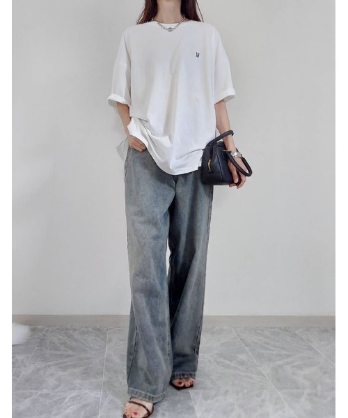 Re:EDIT（リエディ）の「ワンポイント刺繍オーバーサイズTシャツ（Tシャツ/カットソー・レディース・オレンジ/ネイビー/ホワイト・MEDIUM/LARGE）」の18枚目の写真