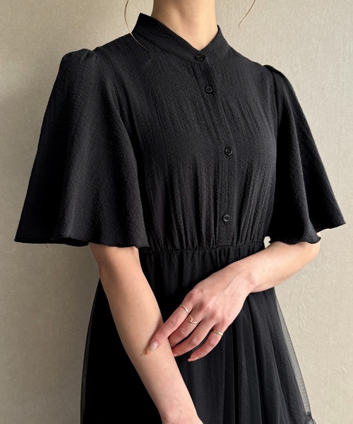junoah(ジュノア)の「チュールドッキングフリルスリーブシャツワンピース(シャツワンピース・レディース・ブラック/グレー/ブルー・X-LARGE/LARGE/MEDIUM)」の1枚目の写真