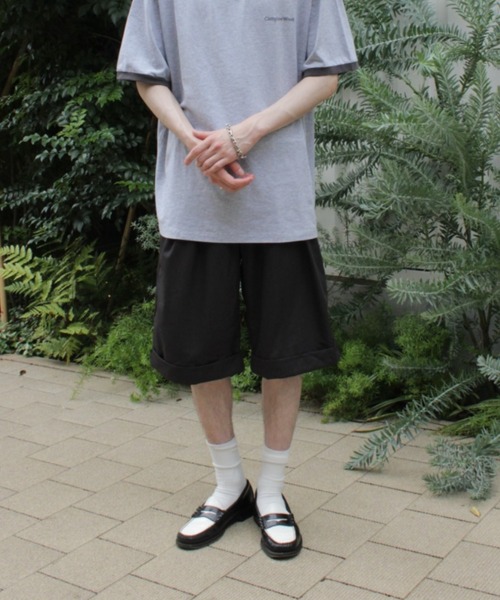 Camphor wood（カンファーウッド）の「2tuck wide Gurkha wide