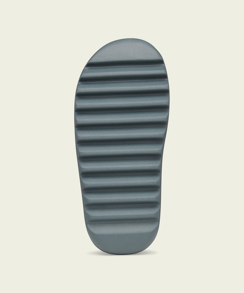 adidas(アディダス)の「YZY SLIDE(サンダル・メンズ・ブルー/ダークグレー/グレー・25.5cm/26.5cm/27.5cm/28.5cm/29.5cm/30.5cm/31.5cm/23.5cm/24.5cm)」の5枚目の写真