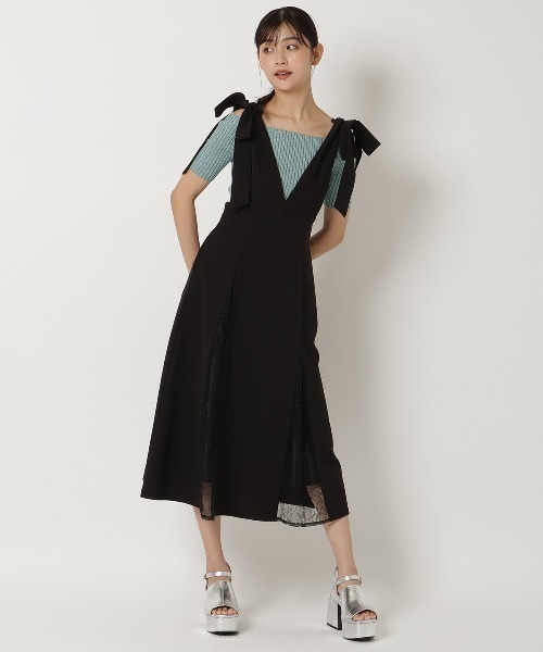 REDYAZEL（レディアゼル）の「ショルダーリボンレース切替ワンピース（ジャンパースカート・レディース・オフホワイト/ブラック/グレー・SMALL/MEDIUM）」の2枚目の写真