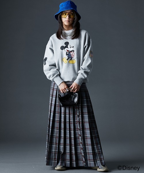 ディズニー ミッキー/綿100％裏起毛ヴィンテージ風トレーナー ＜大きい