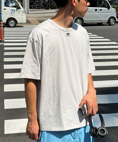 CIAOPANIC(チャオパニック)の「【ユニセックス】ピグメント加工ワンポイント刺繍Tシャツ(Tシャツ/カットソー・レディース・ブルー/グレー/チャコールグレー・FREE)」の2枚目の写真