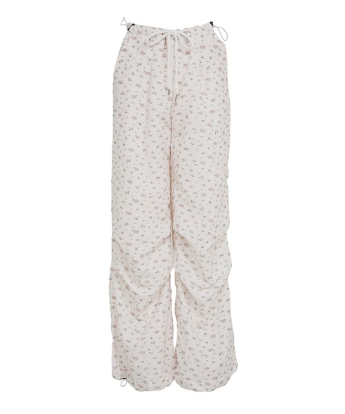 Diable baiser(ディアブルベーゼ)の「花柄カーゴパンツ(カーゴパンツ・レディース・ホワイト・3L/MEDIUM/LL/LARGE)」の8枚目の写真