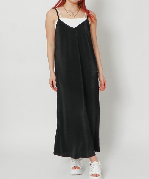 GORGE（ゴージ）の「《落ち感×カットプリーツ》レディース キャミワンピース 細見え効果 春夏秋（ワンピース・レディース・ブラック/ブラウン系その他/ミント/モカ/ホワイト×ブラック・F）」の3枚目の写真