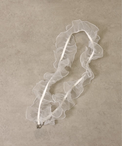 emesuelee（エメスーリー）の「パール付きフリルスマホショルダー（スマホグッズ・レディース・ホワイト/ブラック・フリー）」の21枚目の写真