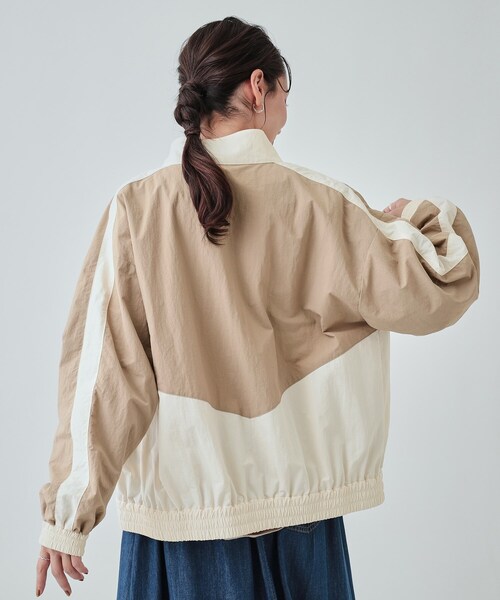 Cutie Blonde（キューティーブロンド）の「【洗える】大人レトロ 配色トラックジャケット（ブルゾン・レディース・ブラック系4/モスグリーン系4/キャメル・04/03/02）」の18枚目の写真