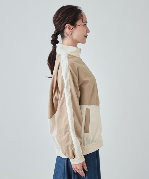 Cutie Blonde（キューティーブロンド）の「【洗える】大人レトロ 配色トラックジャケット（ブルゾン・レディース・ブラック系4/モスグリーン系4/キャメル・04/03/02）」の10枚目の写真