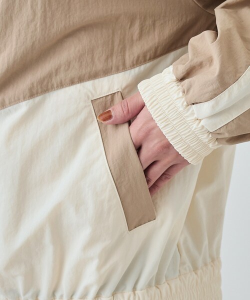 Cutie Blonde（キューティーブロンド）の「【洗える】大人レトロ 配色トラックジャケット（ブルゾン・レディース・ブラック系4/モスグリーン系4/キャメル・04/03/02）」の6枚目の写真