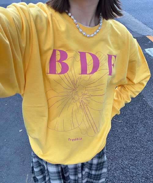 CIAOPANIC(チャオパニック)の「【WEB限定】BDFフラワープリントスウェット(スウェット・レディース・アイボリー/サックスブルー/ライトグレー/ホワイト/オレンジ/イエロー/ネイビー/ピンク/レッド/ブルー/グレー/チャコールグレー・ONE SIZE)」の9枚目の写真