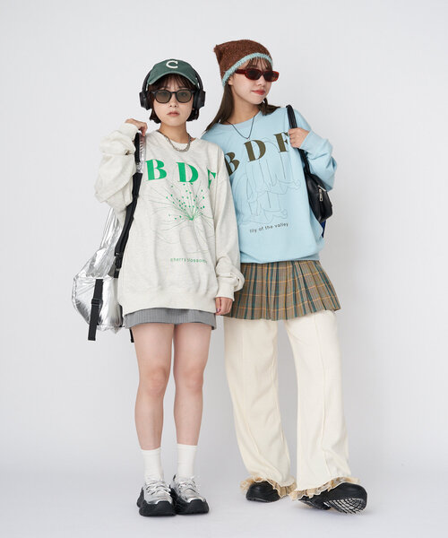 CIAOPANIC(チャオパニック)の「【WEB限定】BDFフラワープリントスウェット(スウェット・レディース・アイボリー/サックスブルー/ライトグレー/ホワイト/オレンジ/イエロー/ネイビー/ピンク/レッド/ブルー/グレー/チャコールグレー・ONE SIZE)」の21枚目の写真