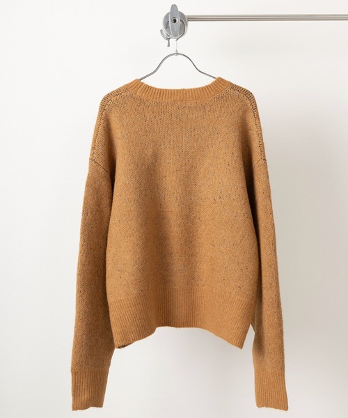 DISCUS ATHLETIC(ディスカス アスレチック)の「【DISCUS×UNIVERSITY COLLECTION】4Type カレッジロゴ ジャガード織デザイン ショート丈クルーネックニット/ビッグシルエット(ニット/セーター・レディース・キャメル/ナチュラル/ダークグリーン/グレー/チャコールグレー/アイボリー/ネイビー/ダークネイビー・M)」の9枚目の写真