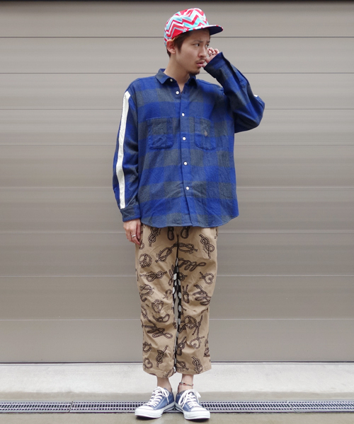 ALDIES（アールディーズ）の「Rope Cropped Pants ローププリント クロップドイージーパンツ（その他パンツ・メンズ・ネイビー/ベージュ・MEDIUM/X-LARGE/SMALL/LARGE）」の2枚目の写真