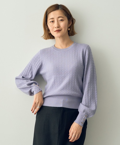 YECCA VECCA（イェッカヴェッカ）の「金釦ミニケーブルニット（ニット/セーター・レディース・アイボリー/ブラック/レッド/ベージュ/ラベンダー・FREE）」の4枚目の写真