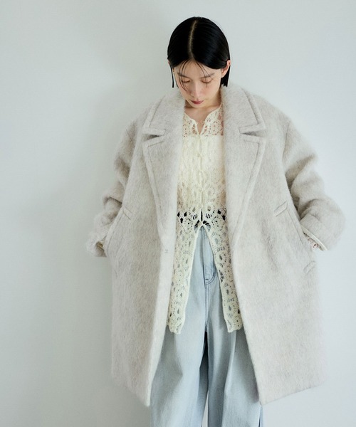 ADAM ET ROPE'（アダムエロペ）の「ウェーブシャギーミドルコート（チェスターコート・レディース・キナリ/グレー・FREE）」の12枚目の写真