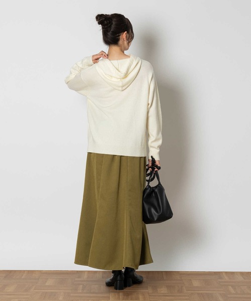 Right-on(ライトオン)の「ニットパーカー(ニット/セーター・レディース・ブラウン/オフホワイト・M/L/XL)」の7枚目の写真