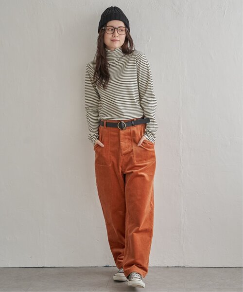 LBC（エルビーシー）の「コーデュロイゆるテーパード（その他パンツ・レディース・オフホワイト/チャコールグレー/オレンジ/ブルー・M/L）」の21枚目の写真