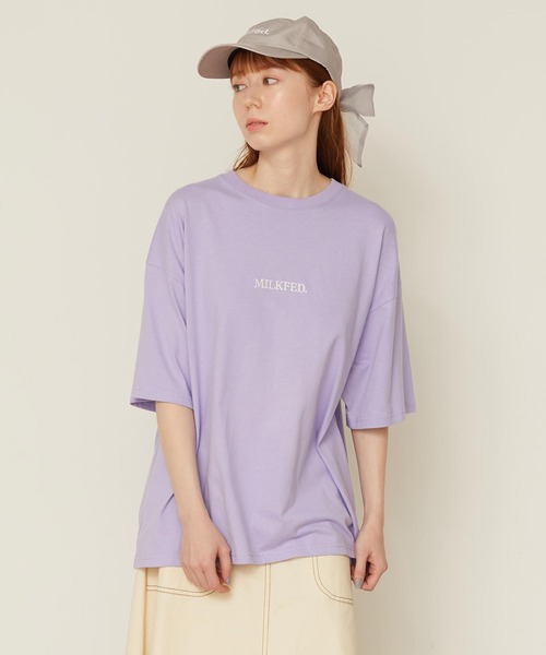 MILKFED.(ミルクフェド)の「DONUT AND LOGO WIDE S/S TEE(Tシャツ/カットソー・レディース・ブラック/ホワイト/ライトパープル・M/L)」の5枚目の写真