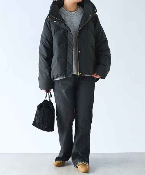 un dix cors(アンディコール)の「《しっかり暖かい・軽量》ストレッチカシュネックダウン(ダウンジャケット/コート・レディース・チャコールグレー/アイボリー/イエロー・FREE)」の17枚目の写真