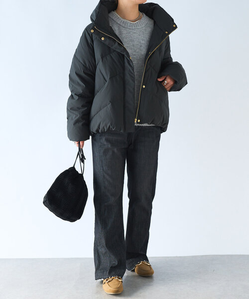 un dix cors(アンディコール)の「《しっかり暖かい・軽量》ストレッチカシュネックダウン(ダウンジャケット/コート・レディース・チャコールグレー/アイボリー/イエロー・FREE)」の20枚目の写真