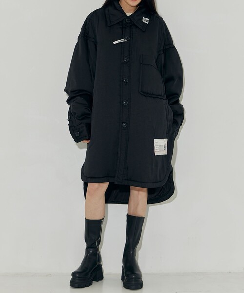 MIHARAYASUHIRO(ミハラヤスヒロ)の「【MIHARA YASUHIRO/ミハラヤスヒロ】PUFFER HUGE SHIRTS/キルティングアウター/ブルゾン/シャツジャケット(その他アウター・レディース・アイボリー/ブラック・36)」の2枚目の写真