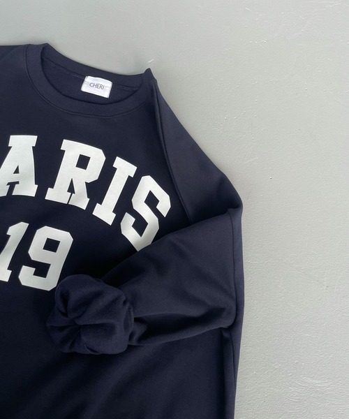 CHERI since1985(シェリ)の「PARISロゴスウェットオーバーサイズプルオーバー(スウェット・レディース・ネイビー/グレー・FREE)」の10枚目の写真