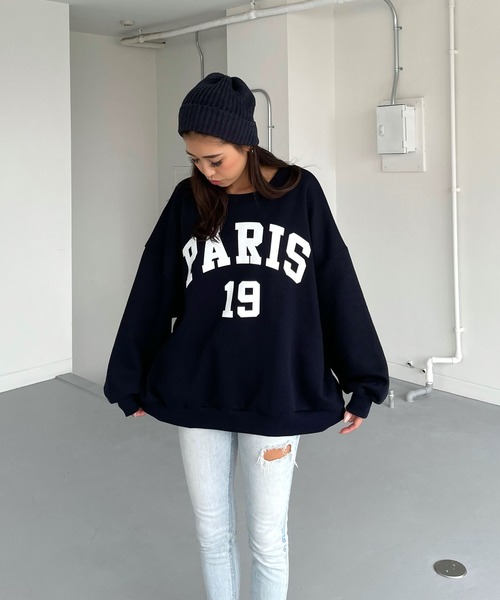 CHERI since1985(シェリ)の「PARISロゴスウェットオーバーサイズプルオーバー(スウェット・レディース・ネイビー/グレー・FREE)」の19枚目の写真