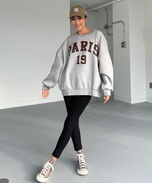 CHERI since1985(シェリ)の「PARISロゴスウェットオーバーサイズプルオーバー(スウェット・レディース・ネイビー/グレー・FREE)」の22枚目の写真