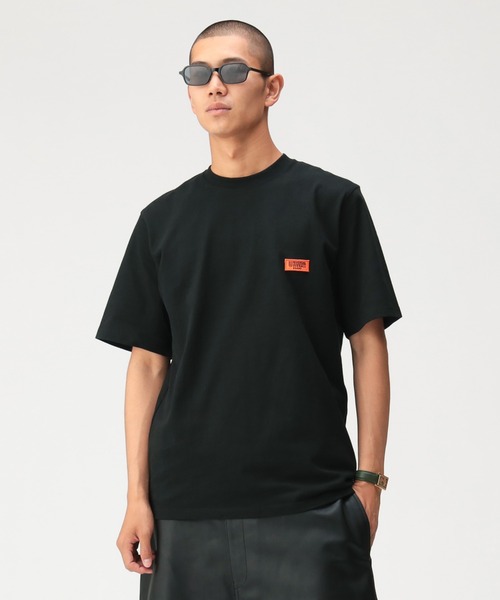 UNIVERSAL OVERALL(ユニバーサルオーバーオール)の「【別注】UNIVERSAL OVERALL / ロゴTシャツ(Tシャツ/カットソー・メンズ・ブラック/ホワイト/ネイビー・SMALL/MEDIUM/LARGE/X-LARGE)」の20枚目の写真