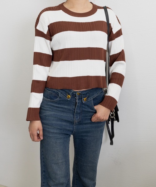 Miniministore(ミニミニストア)の「ニットトップス ショート丈 秋冬トップス(ニット/セーター・レディース・ホワイト×ブラウン/ホワイト×ブラック/チャコールグレー×ブラック・FREE)」の13枚目の写真