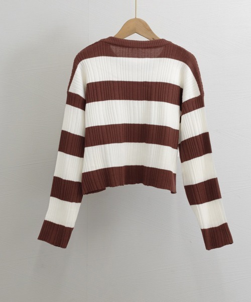Miniministore(ミニミニストア)の「ニットトップス ショート丈 秋冬トップス(ニット/セーター・レディース・ホワイト×ブラウン/ホワイト×ブラック/チャコールグレー×ブラック・FREE)」の5枚目の写真