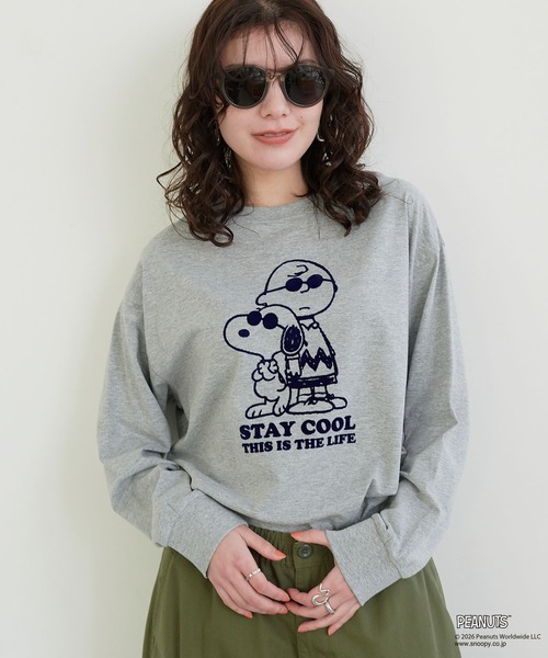 PEANUTS(ピーナッツ)の「【PEANUTS/ピーナッツ】スヌーピー/SNOOPY フロッキープリントロンT(Tシャツ/カットソー・レディース・ベージュ/ネイビー/ピンク/チャコールグレー/ブラック/ブルー/杢グレー/オフホワイト・M/L/LL/3L)」の13枚目の写真