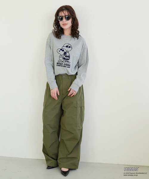 PEANUTS(ピーナッツ)の「【PEANUTS/ピーナッツ】スヌーピー/SNOOPY フロッキープリントロンT(Tシャツ/カットソー・レディース・ベージュ/ネイビー/ピンク/チャコールグレー/ブラック/ブルー/杢グレー/オフホワイト・M/L/LL/3L)」の15枚目の写真