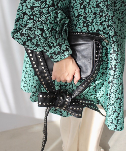 SANSeLF（サンセルフ）の「【SANSeLF】スタッズリボンショルダーバッグ sana24a018（ショルダーバッグ・レディース・ブラック・FREE）」の11枚目の写真