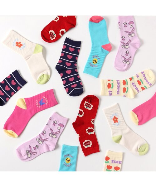 BREEZE（ブリーズ）の「GIRLSバリエーション総柄ソックス（ソックス/靴下・キッズ・ネイビー/レッド/ピンク/クリーム・15 /18/21）」の14枚目の写真