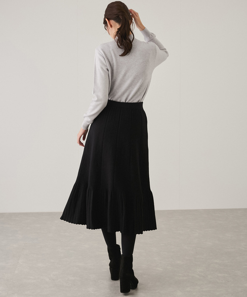 お値下げ　ふわっとニット✖プリーツ　スカート　マキシ丈　ウエストゴム　3色展開 Jayro（ジャイロ）の「裾プリーツニットスカート（スカート）」 - WEAR