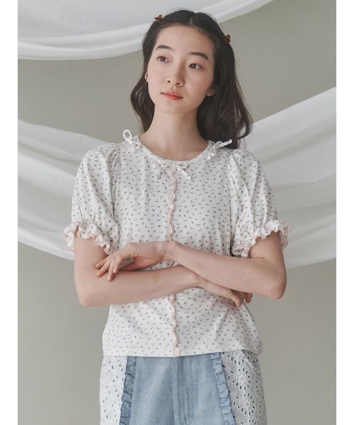 merry jenny(メリージェニー)の「petit flowerキャンディーパフ(Tシャツ/カットソー・レディース・ブルー/ピンク・FREE)」の6枚目の写真