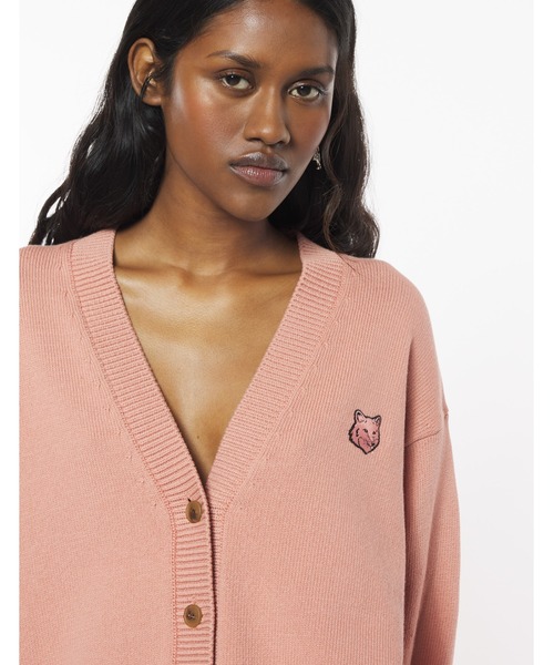 Maison Kitsune(メゾンキツネ)の「BOLD FOX HEAD PATCH COMFORT CARDIGAN(カーディガン/ボレロ・レディース・ピンクベージュ・XS/S/M/L/XL)」の6枚目の写真