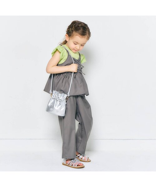 apres les cours（アプレレクール）の「ハートモチーフ巾着ポシェット（ショルダーバッグ・キッズ・アイボリー/シルバー・FREE）」の5枚目の写真