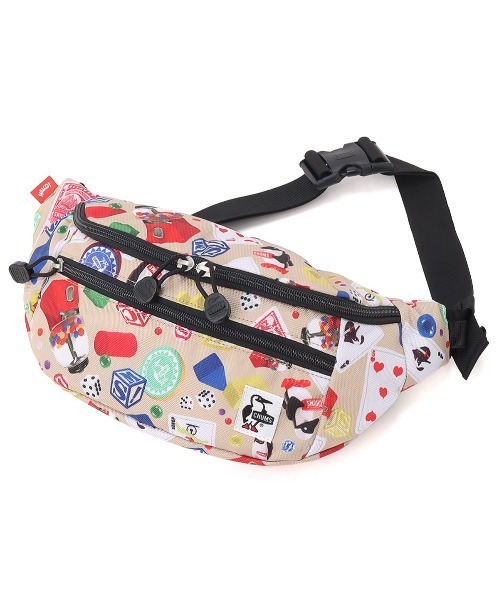 CHUMS（チャムス）の「【CHUMS/チャムス】 Recycle Small Waist Pouch（ボディバッグ/ウエストポーチ・レディース・ブラック/ネイビー/その他1/ピンク/グレイッシュベージュ/その他4/その他2/その他3・FREE）」の6枚目の写真