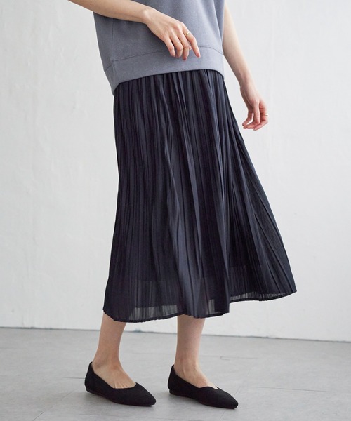 ikka(イッカ)の「ラメパフプルオーバープリーツスカートセット(ワンピース・レディース・オフホワイト/ブルー/ブラック・S/M/L)」の10枚目の写真