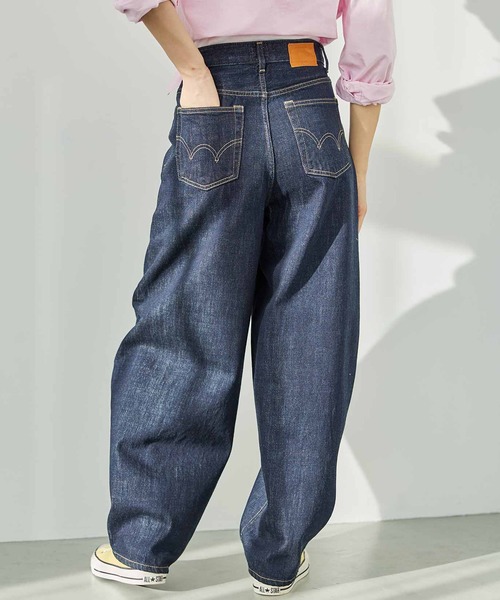 EDWIN(エドウィン)の「essentials ヴィンテージカーブワイドデニムパンツ(デニムパンツ・レディース・インディゴブルー/ライトインディゴブルー/ブラック系その他・X-SMALL/SMALL/MEDIUM/LARGE)」の15枚目の写真