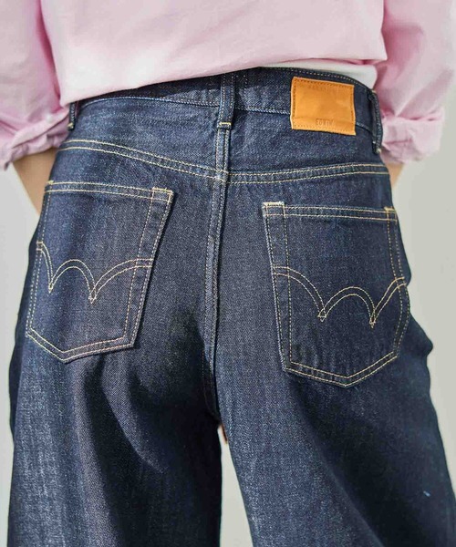 EDWIN(エドウィン)の「essentials ヴィンテージカーブワイドデニムパンツ(デニムパンツ・レディース・インディゴブルー/ライトインディゴブルー/ブラック系その他・X-SMALL/SMALL/MEDIUM/LARGE)」の18枚目の写真
