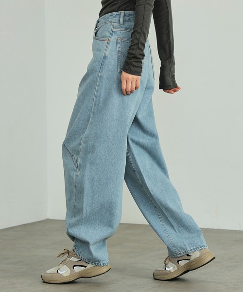 EDWIN(エドウィン)の「essentials ヴィンテージカーブワイドデニムパンツ(デニムパンツ・レディース・インディゴブルー/ライトインディゴブルー/ブラック系その他・X-SMALL/SMALL/MEDIUM/LARGE)」の6枚目の写真