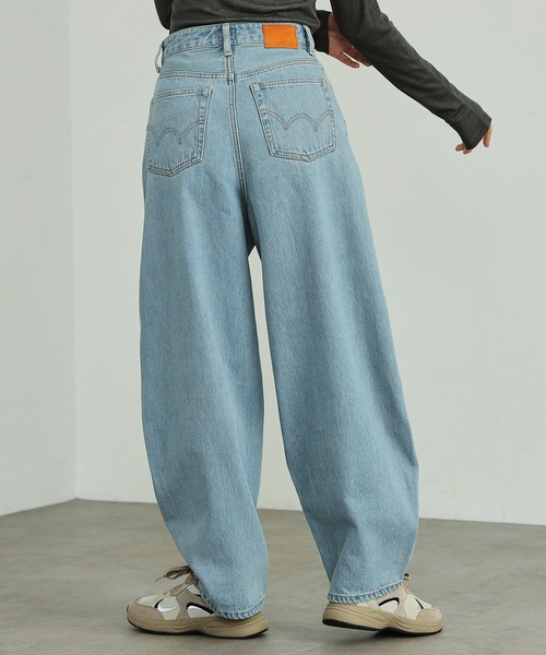 EDWIN(エドウィン)の「essentials ヴィンテージカーブワイドデニムパンツ(デニムパンツ・レディース・インディゴブルー/ライトインディゴブルー/ブラック系その他・X-SMALL/SMALL/MEDIUM/LARGE)」の7枚目の写真