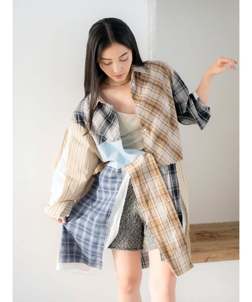 Ungrid（アングリッド）の「ニットハーフパンツ（その他パンツ・レディース・アイボリー/チャコールグレー・FREE）」の4枚目の写真